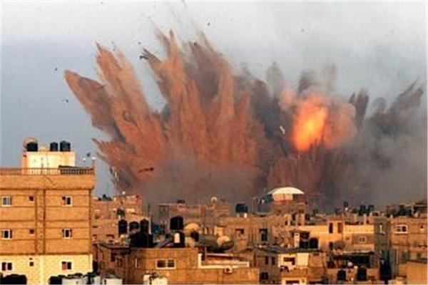انفجار مهیب ناشی از حمله هوایی متجاوزان به فرودگاه صنعا انفجار مهیب ناشی از حمله هوایی متجاوزان به فرودگاه صنعا