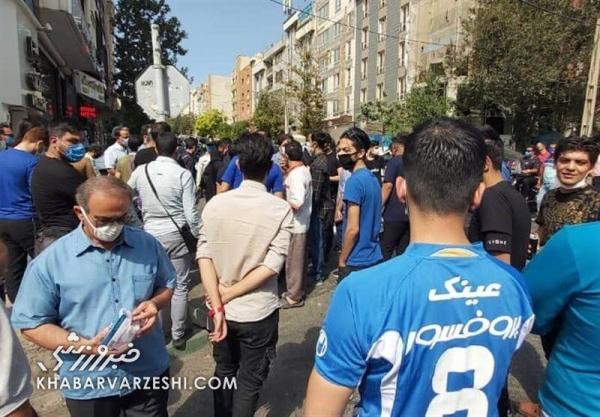 حمله طرفداران استقلال به اعضای هیئت مدیره، خودمان جواب آذری جهرمی را می دهیم! خبرنگاران