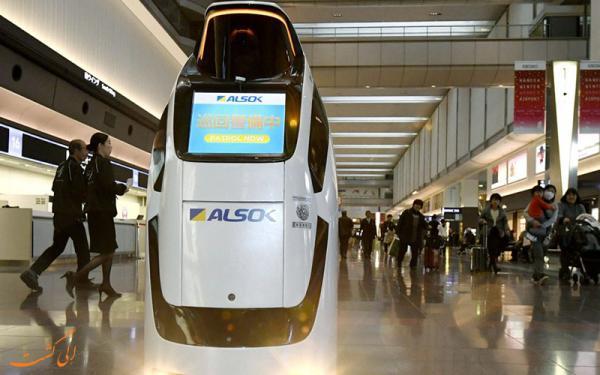 به زودی همه فرودگاه ها از طریق ربات های هوشمند کنترل می شوند!