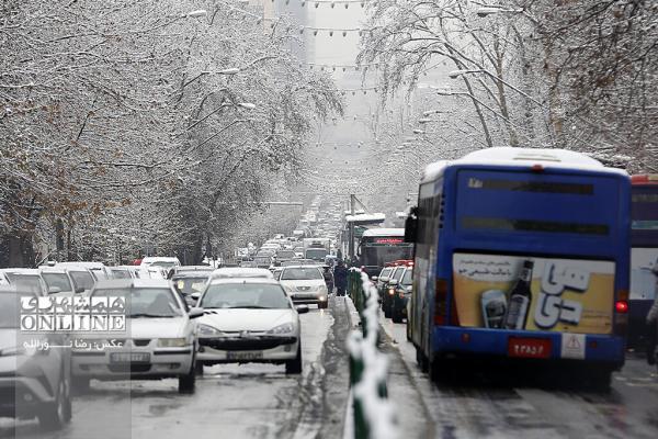 ببینید ، شرح شهردار تهران درباره ترافیک امروز تهران ، زاکانی: بارندگی ما را غافلگیر نکرد