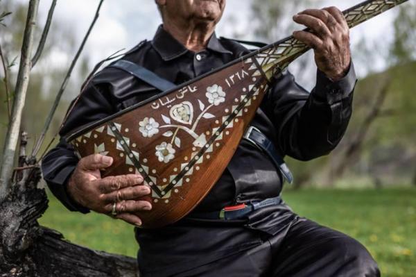 چشم راستم فدای تو باد! ، بایاتی ها همراه شادی و غم مردم آذربایجان